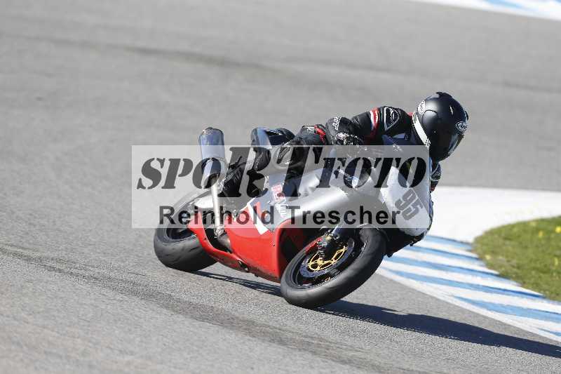 /02 28.-31.01.2025 Moto Center Thun Jerez/gruen-green/95